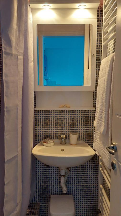Blue Room Amaliapoli Bagian luar foto